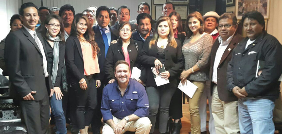 Movimiento CREO trabaja y recorre la provincia de Tungurahua